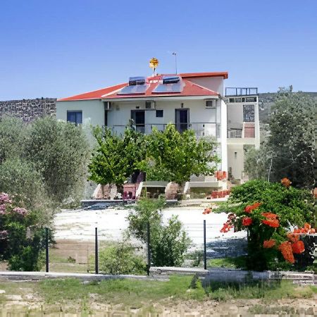 Villa Elista Astris Ngoại thất bức ảnh